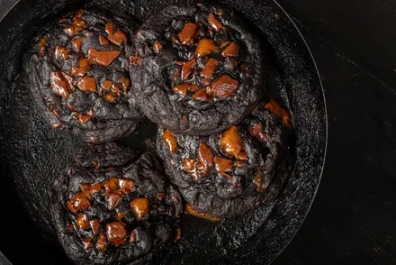 Chocolate cookies in a cast-iron pan, food photography, Toronto & the GTA